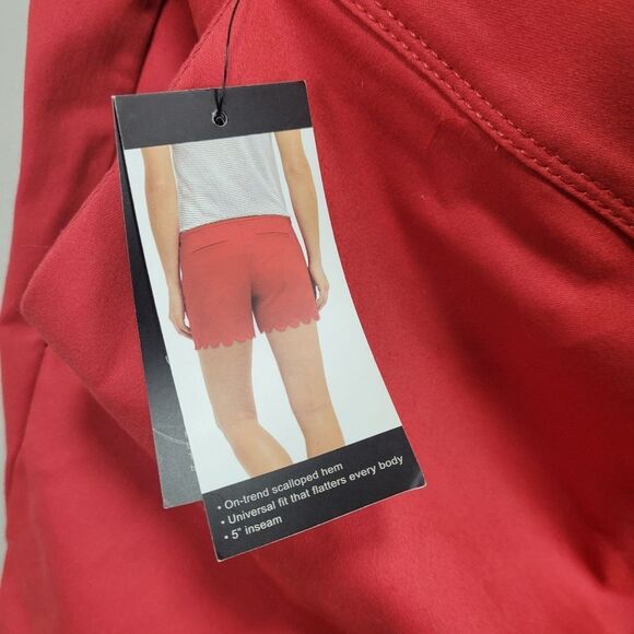 The Limited Scalloped Tailored‎ Short Scarlet Size 16 - Picture 8 of 9